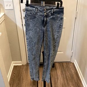 High waisted stone wash jean’s size 4 skinny